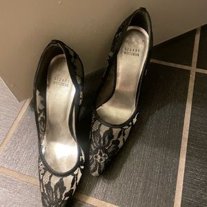 Sweet laced shoe very romantic